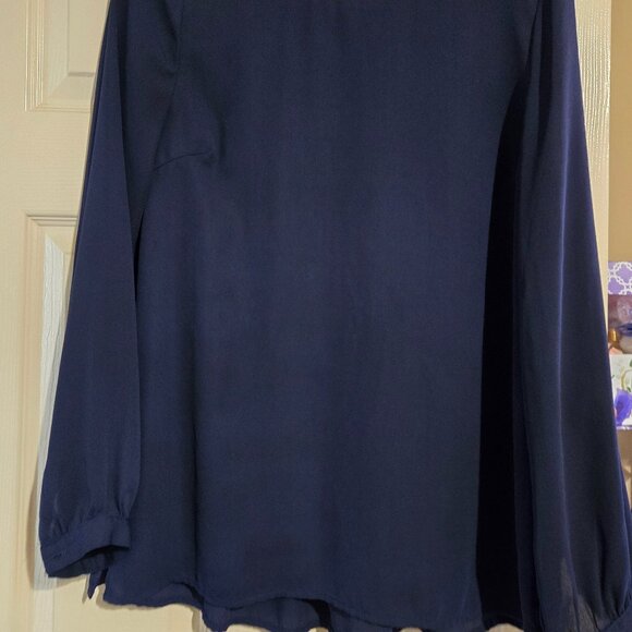 Blouse - Picture 1 of 2